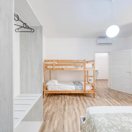 Emanuele Climatizzata Vicino Al Mare Apartament